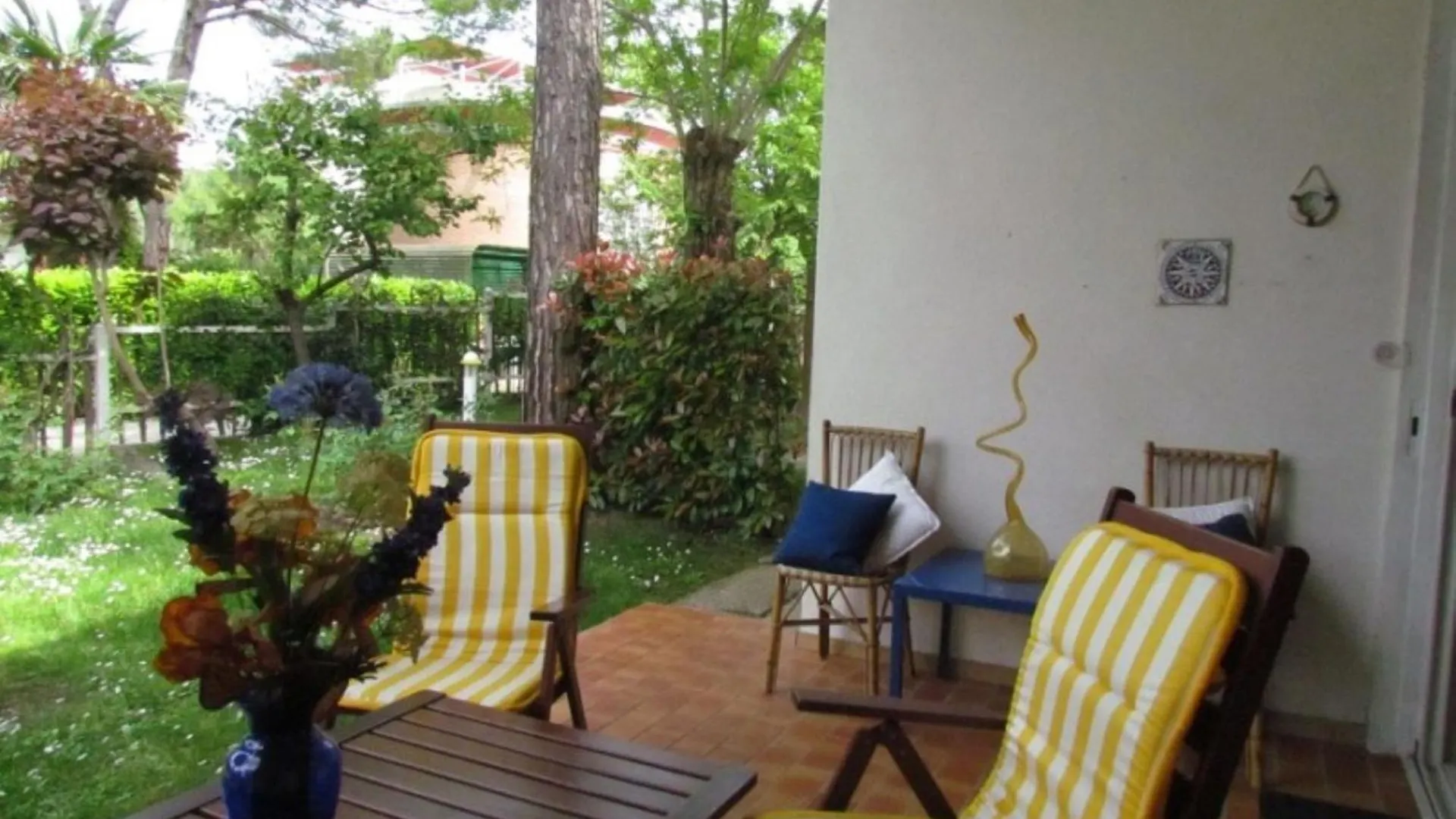 Beautiful Single Villa With Spacious Private Garden - Beach Place Included Bibione Italy